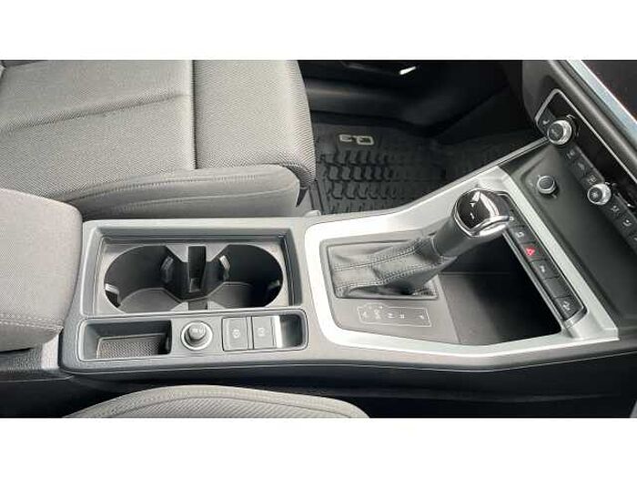 Audi Q3 Q3 35 TDI Quattro Sport 5dr S Tronic 