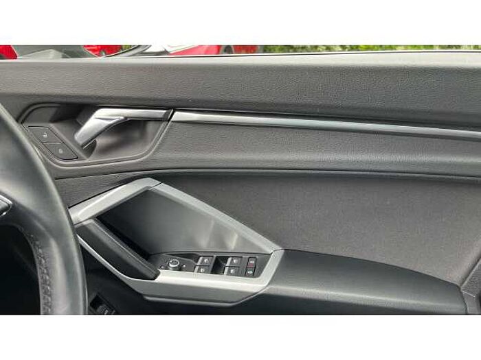 Audi Q3 Q3 35 TDI Quattro Sport 5dr S Tronic 