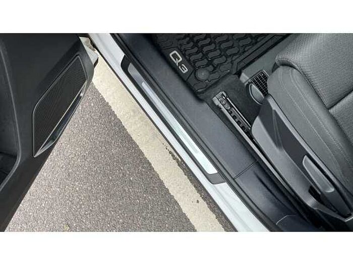 Audi Q3 Q3 35 TDI Quattro Sport 5dr S Tronic 
