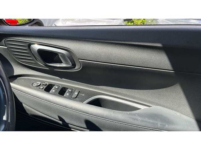 Hyundai BAYON BAYON 1.0 TGDi 48V MHEV Premium 5dr DCT 