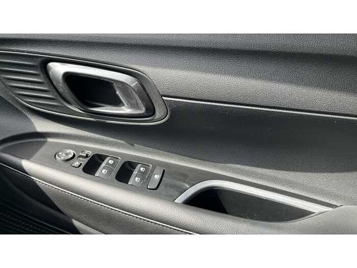 Hyundai i20 I20 1.0T GDi 48V MHD Premium 5dr DCT 