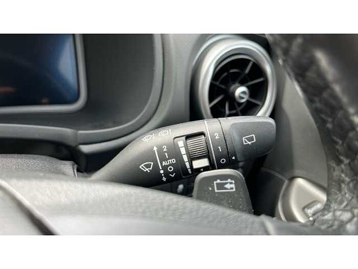 Hyundai KONA KONA 100kW Premium 39kWh 5dr Auto 