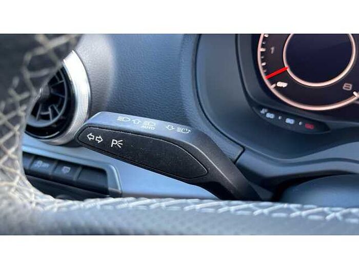 Audi Q2 Q2 35 TFSI S Line 5dr S Tronic 