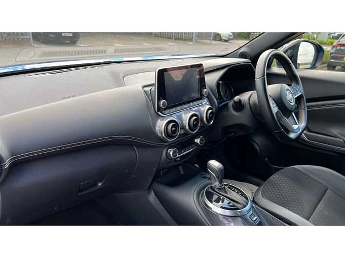 Nissan Juke JUKE 1.6 Hybrid N-Connecta 5dr Auto 