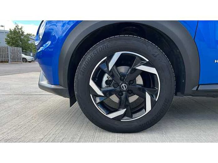 Nissan Juke JUKE 1.6 Hybrid N-Connecta 5dr Auto 
