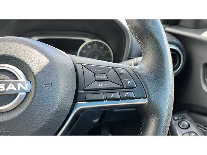 Nissan Juke JUKE 1.6 Hybrid N-Connecta 5dr Auto 