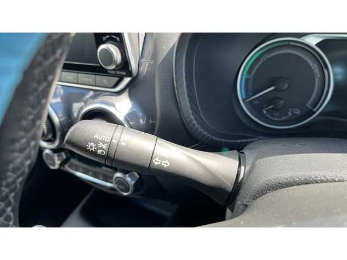 Nissan Juke JUKE 1.6 Hybrid N-Connecta 5dr Auto 