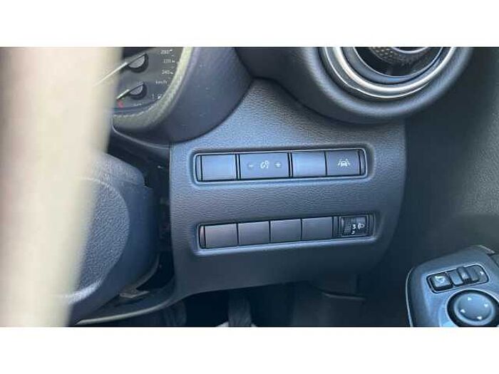 Nissan Juke JUKE 1.6 Hybrid N-Connecta 5dr Auto 