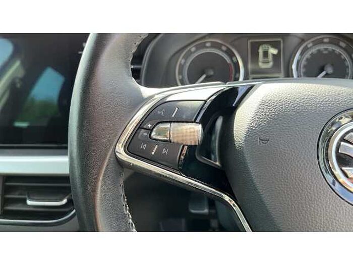 SKODA Kamiq KAMIQ 1.0 TSI 110 SE Drive 5dr 