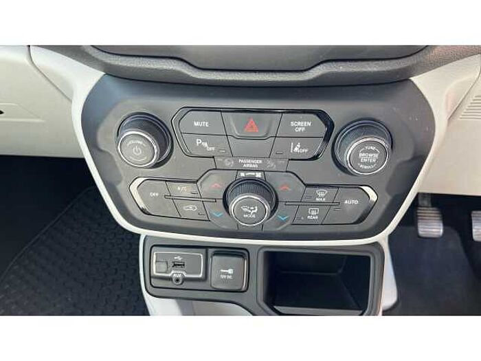 Jeep Renegade RENEGADE 1.0 T3 GSE Longitude 5dr 