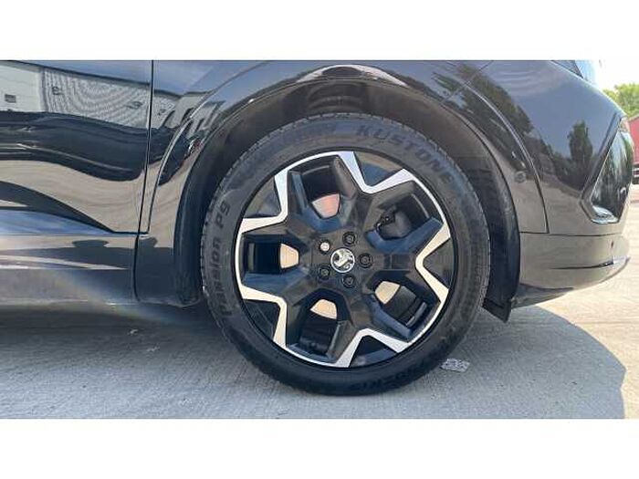 Vauxhall GRANDLAND 1.6 Plug-in Hybrid Ultimate 5dr Auto 