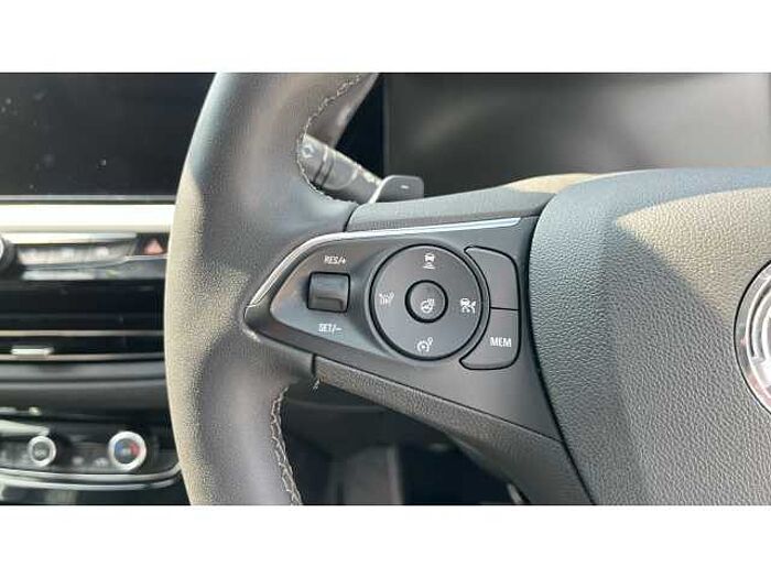 Vauxhall GRANDLAND 1.6 Plug-in Hybrid Ultimate 5dr Auto 