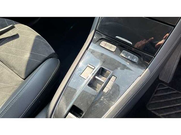 Vauxhall GRANDLAND 1.6 Plug-in Hybrid Ultimate 5dr Auto 