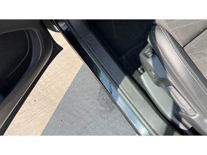 Vauxhall GRANDLAND 1.6 Plug-in Hybrid Ultimate 5dr Auto 