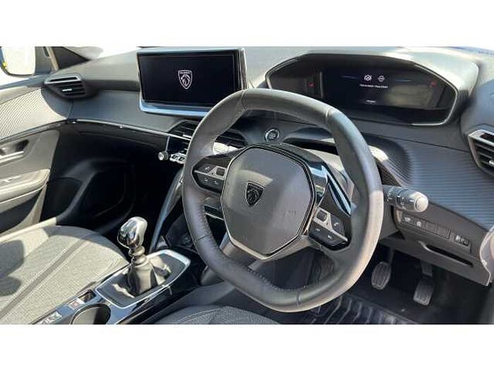Peugeot 208 208 1.2 PureTech 100 Allure 5dr 