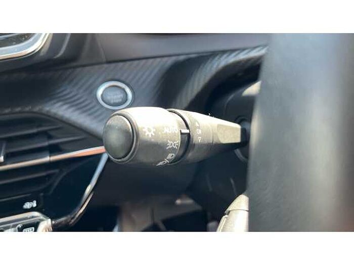 Peugeot 208 208 1.2 PureTech 100 Allure 5dr 