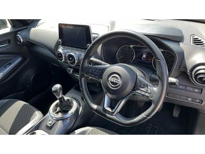 Nissan Juke JUKE 1.0 DiG-T 114 N-Connecta 5dr 