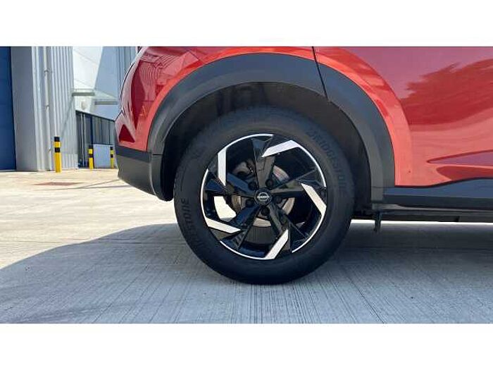 Nissan Juke JUKE 1.0 DiG-T 114 N-Connecta 5dr 