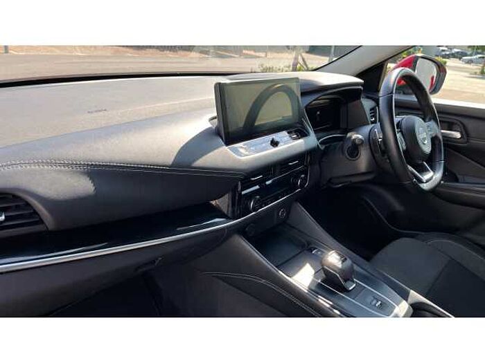 Nissan Qashqai QASHQAI 1.3 DiG-T MH 158 N-Connecta 5dr Xtronic 