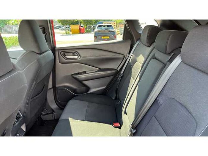 Nissan Qashqai QASHQAI 1.3 DiG-T MH 158 N-Connecta 5dr Xtronic 