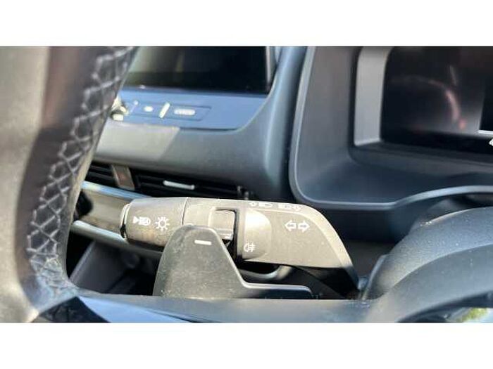 Nissan Qashqai QASHQAI 1.3 DiG-T MH 158 N-Connecta 5dr Xtronic 