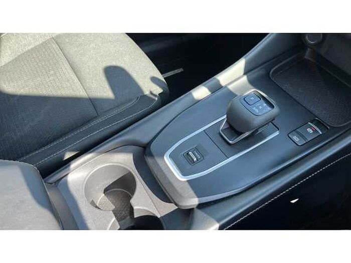 Nissan Qashqai QASHQAI 1.3 DiG-T MH 158 N-Connecta 5dr Xtronic 