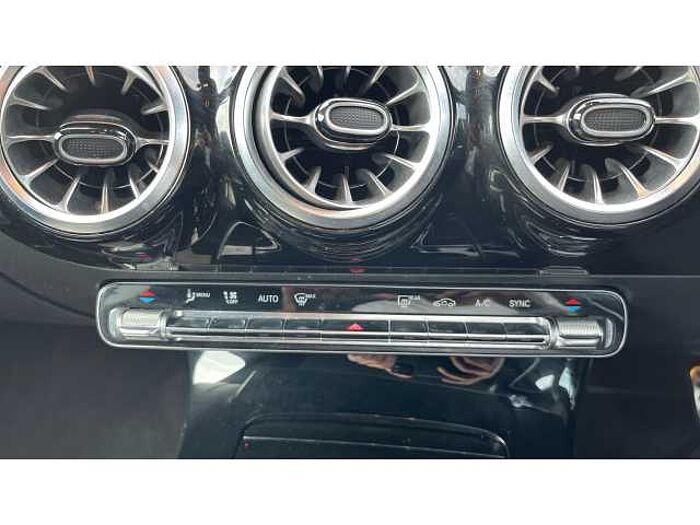 Mercedes-Benz CLA 180 CLA 180 AMG Line Premium Plus 5dr Tip Auto 