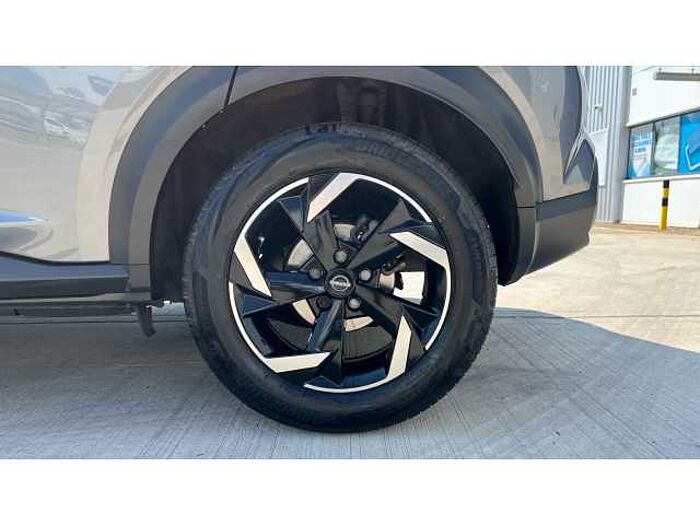 Nissan Juke JUKE 1.0 DiG-T 114 N-Connecta 5dr DCT 