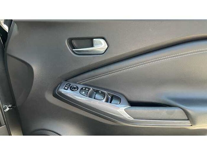 Nissan Juke JUKE 1.0 DiG-T 114 N-Connecta 5dr DCT 
