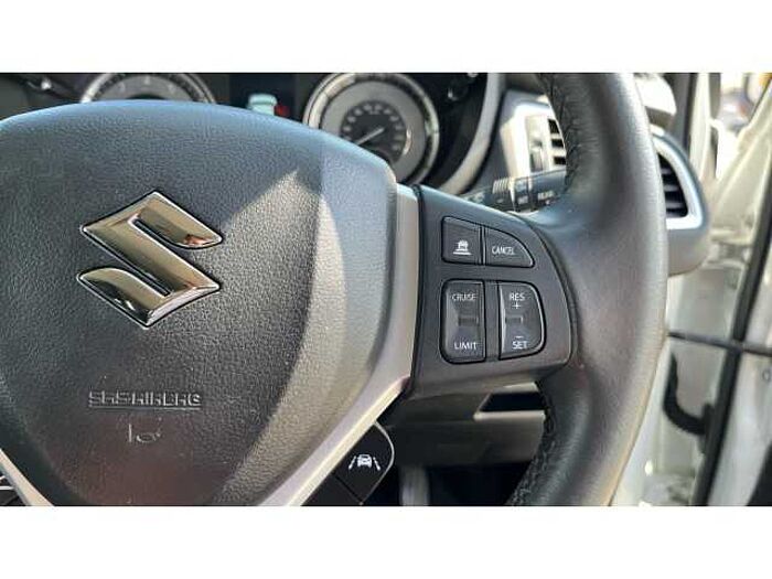 Suzuki S-Cross S-CROSS 1.4 Boosterjet 48V Hybrid Motion 5dr 