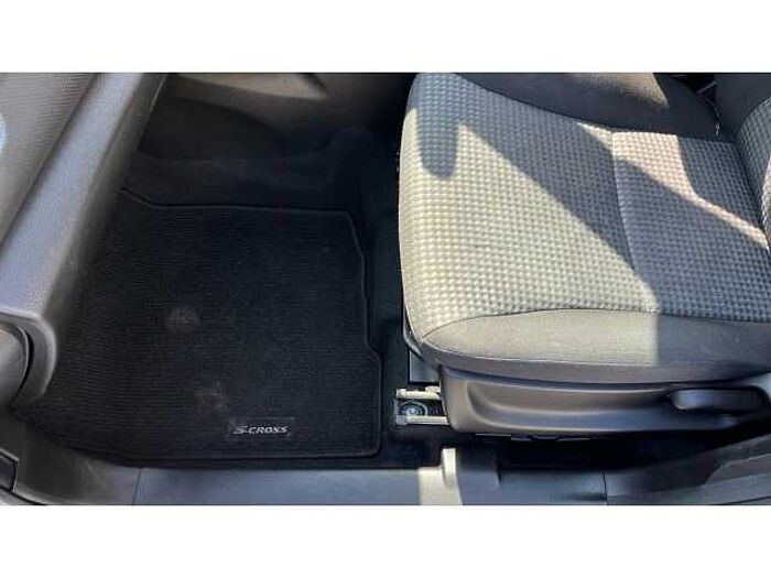 Suzuki S-Cross S-CROSS 1.4 Boosterjet 48V Hybrid Motion 5dr 