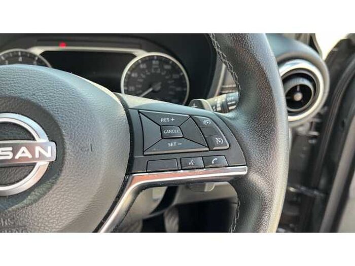 Nissan Juke JUKE 1.0 DiG-T 114 N-Connecta 5dr DCT 