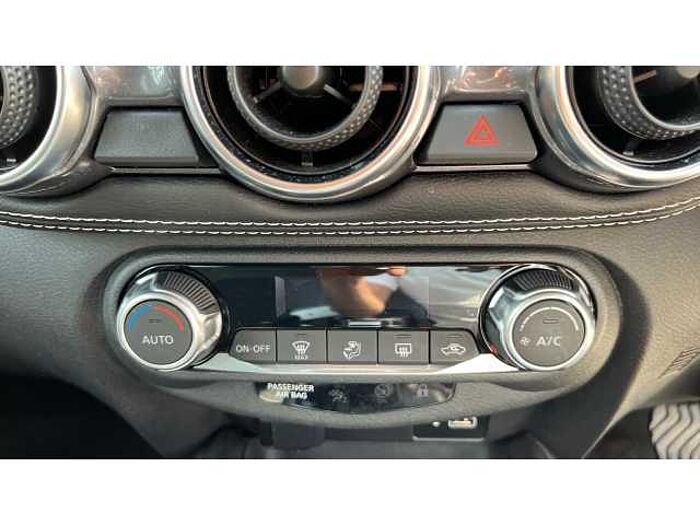 Nissan Juke JUKE 1.0 DiG-T 114 N-Connecta 5dr DCT 