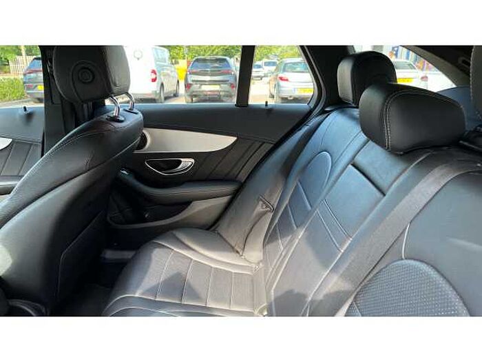 Mercedes-Benz C CLASS C200 AMG Line 5dr Auto 