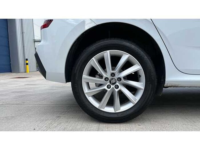 SKODA Kamiq KAMIQ 1.0 TSI 95 SE Edition 5dr 