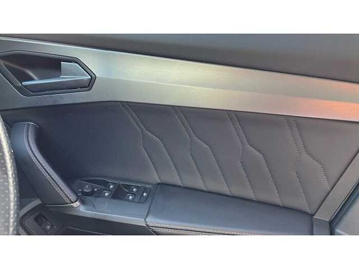 CUPRA Formentor FORMENTOR 1.4 eHybrid 204 V1 5dr DSG 