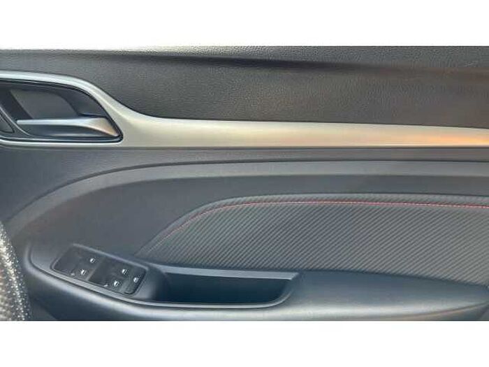 MG ZS 1.0T GDi Exclusive 5dr DCT 