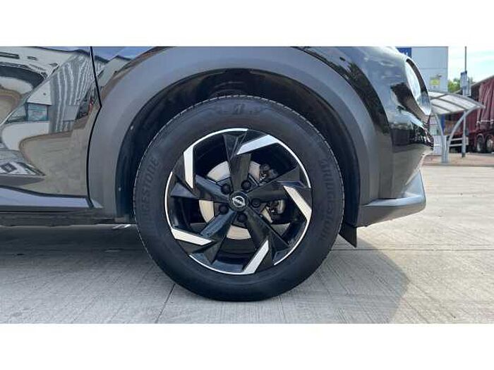 Nissan Juke JUKE 1.0 DiG-T 114 N-Connecta 5dr DCT 