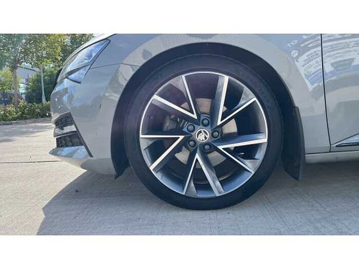 SKODA Superb SUPERB 2.0 TSI 190 Sport Line Plus 5dr DSG 