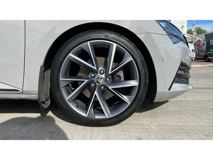 SKODA Superb SUPERB 2.0 TSI 190 Sport Line Plus 5dr DSG 