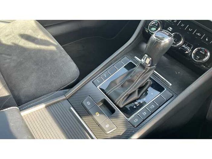 SKODA Superb SUPERB 2.0 TSI 190 Sport Line Plus 5dr DSG 