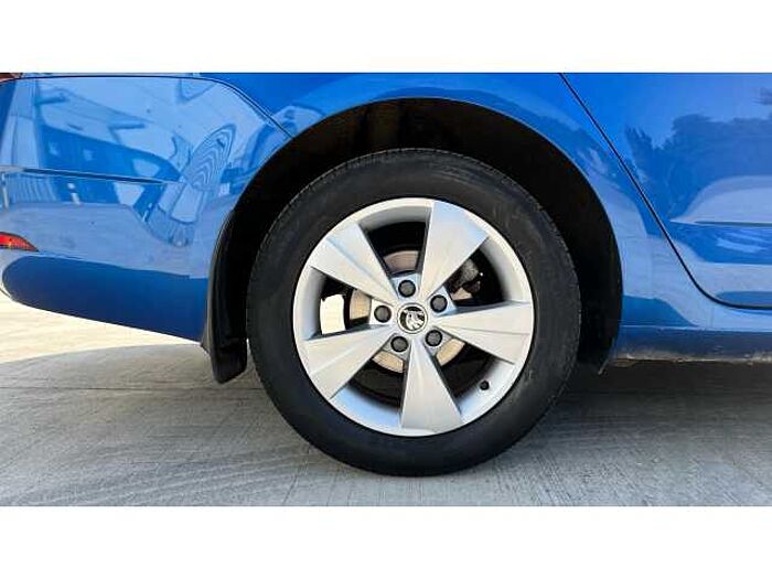 SKODA Octavia OCTAVIA 1.5 TSI SE Technology 5dr 