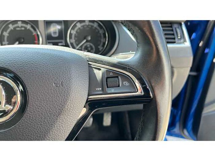 SKODA Octavia OCTAVIA 1.5 TSI SE Technology 5dr 
