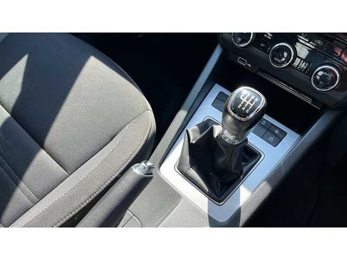 SKODA Octavia OCTAVIA 1.5 TSI SE Technology 5dr 