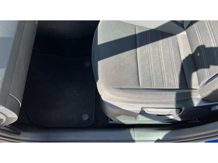 SKODA Octavia OCTAVIA 1.5 TSI SE Technology 5dr 