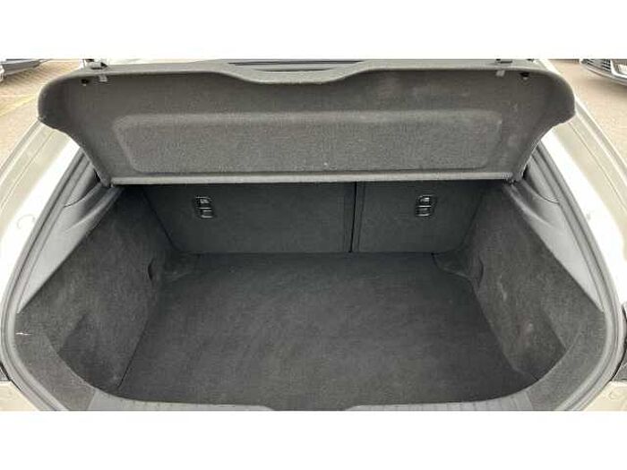 Mazda 3 3 2.5 e-Skyactiv G MHEV 140 Exclusive-Line 5dr Auto 