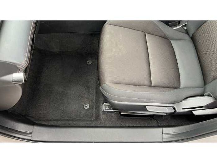 Mazda 3 3 2.5 e-Skyactiv G MHEV 140 Exclusive-Line 5dr Auto 