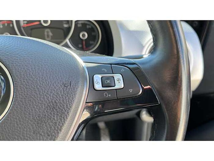 Volkswagen up! UP 1.0 BlueMotion Tech High Up 5dr ASG 