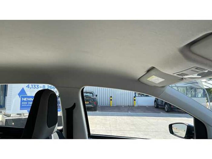 Volkswagen up! UP 1.0 BlueMotion Tech High Up 5dr ASG 