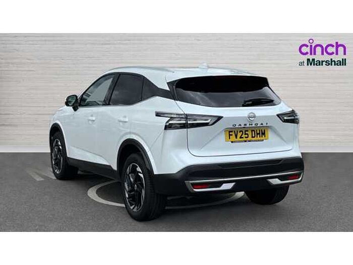 Nissan Qashqai QASHQAI 1.3 DiG-T MH N-Connecta 5dr 